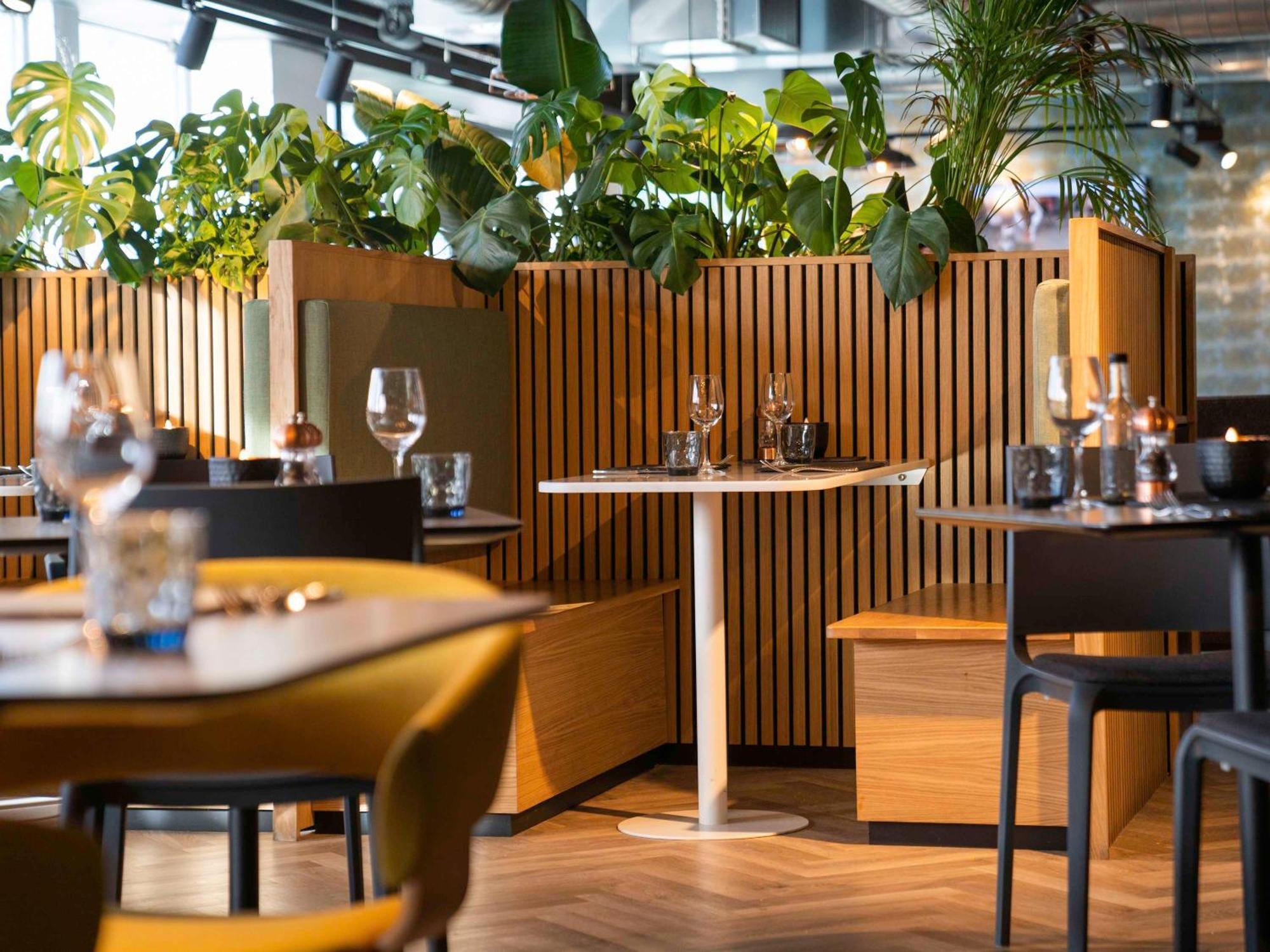 Mercure Newport Екстер'єр фото