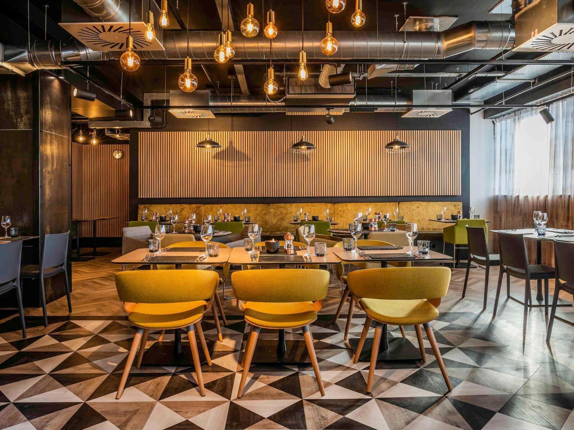Mercure Newport Екстер'єр фото