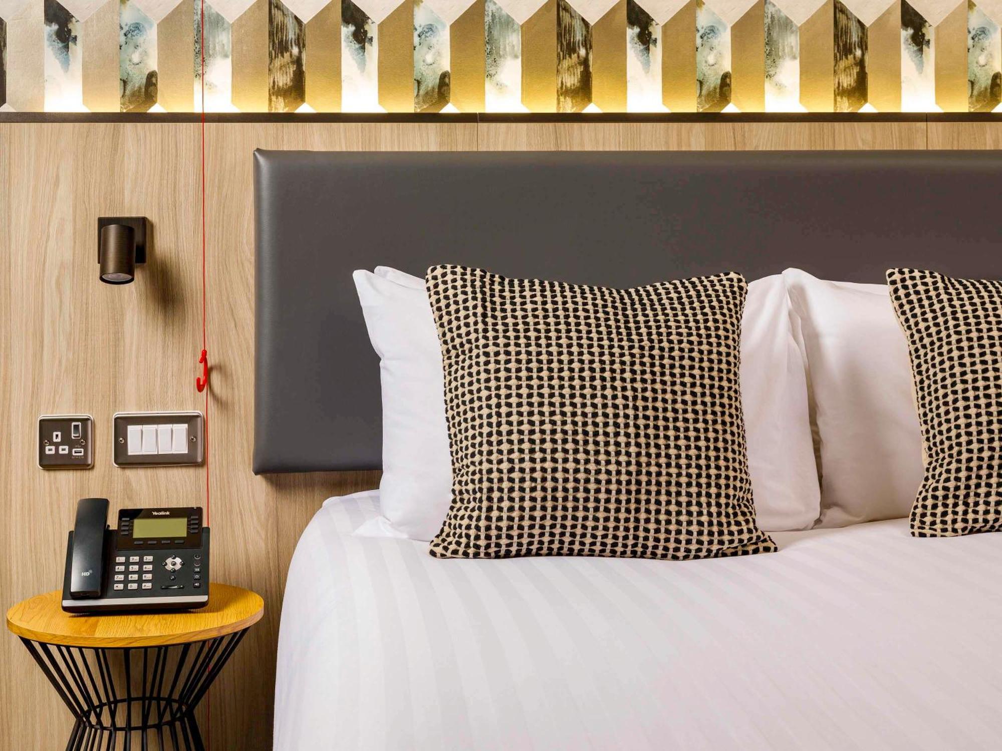 Mercure Newport Екстер'єр фото