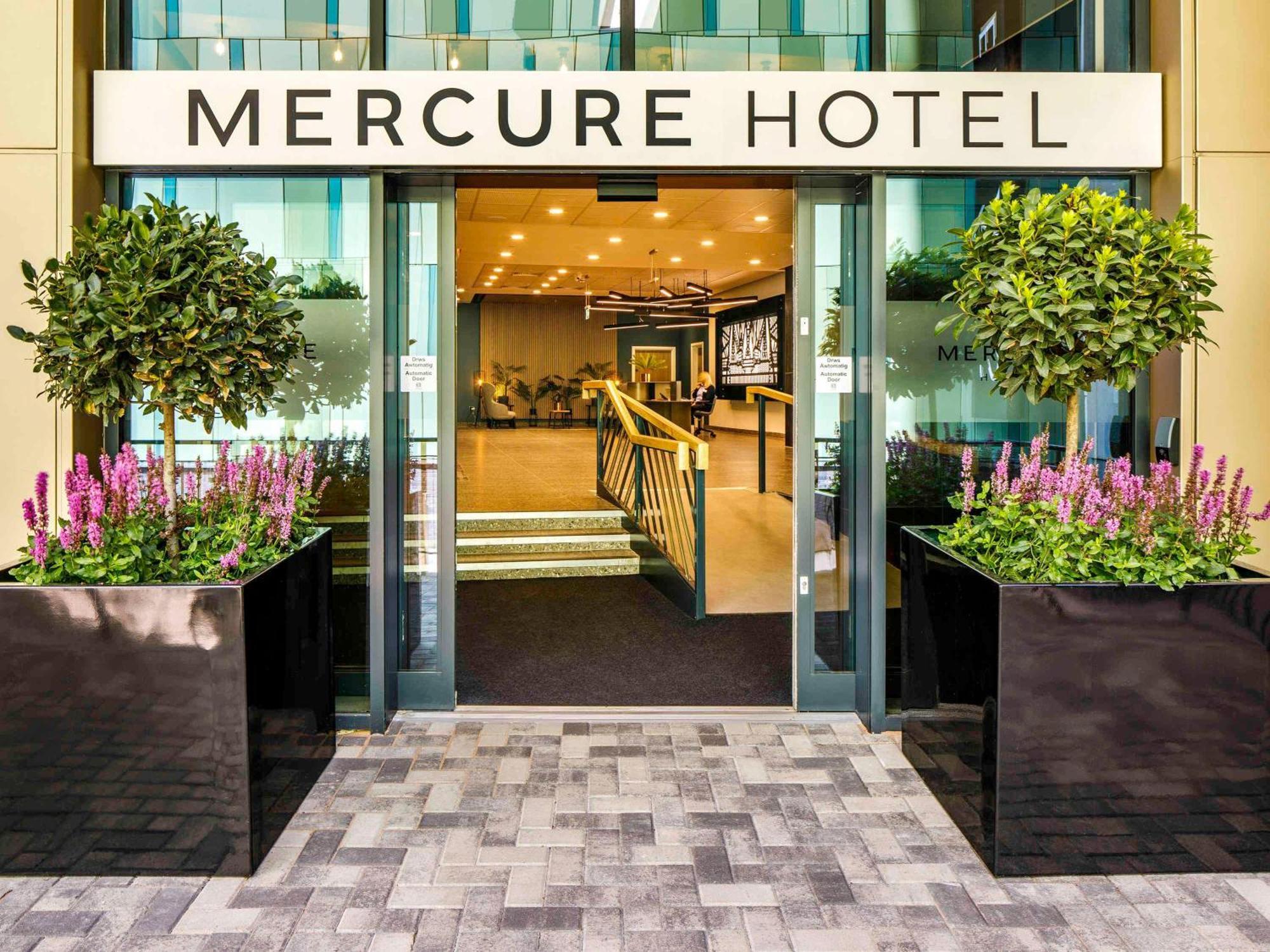 Mercure Newport Екстер'єр фото