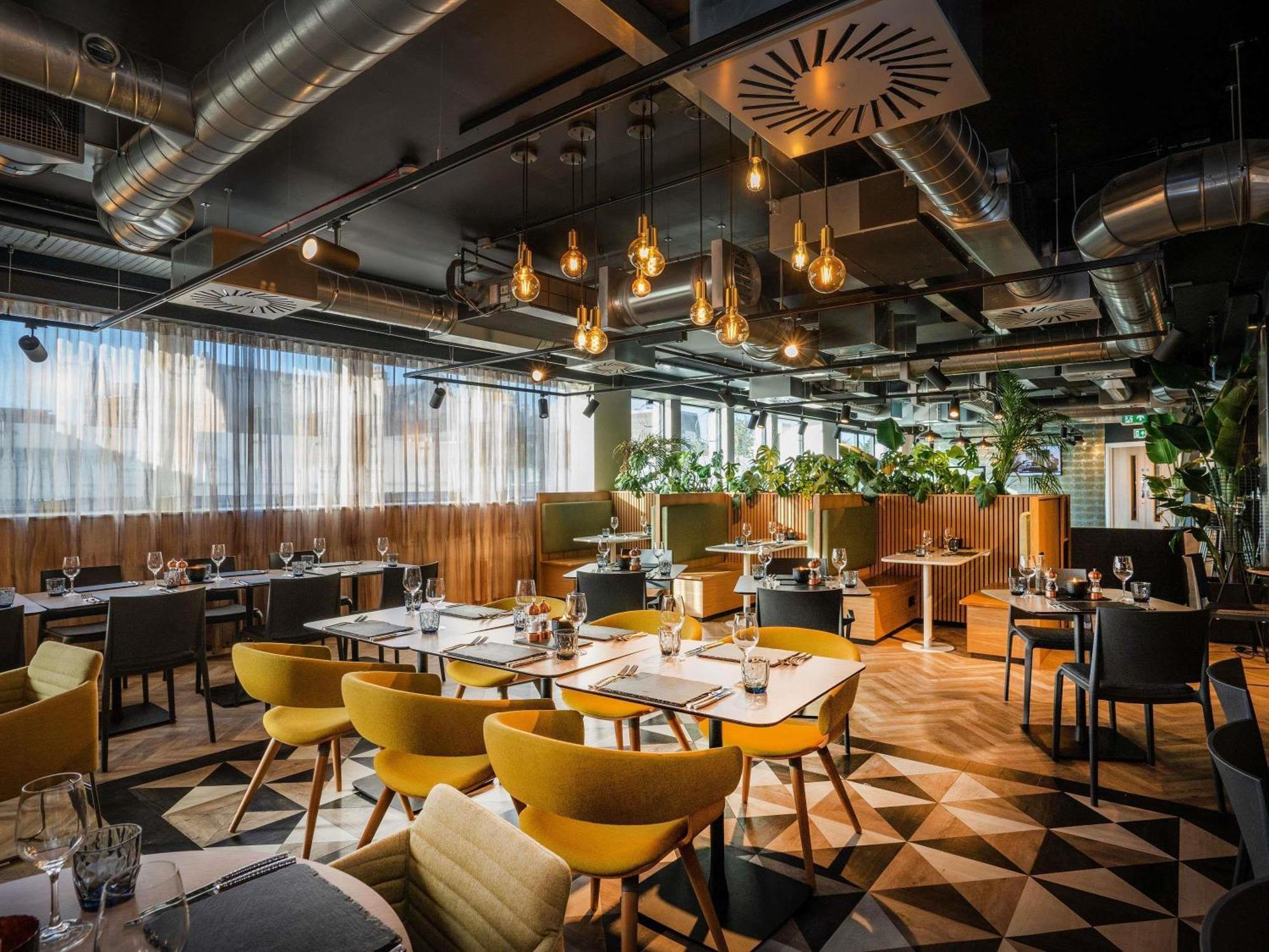 Mercure Newport Екстер'єр фото